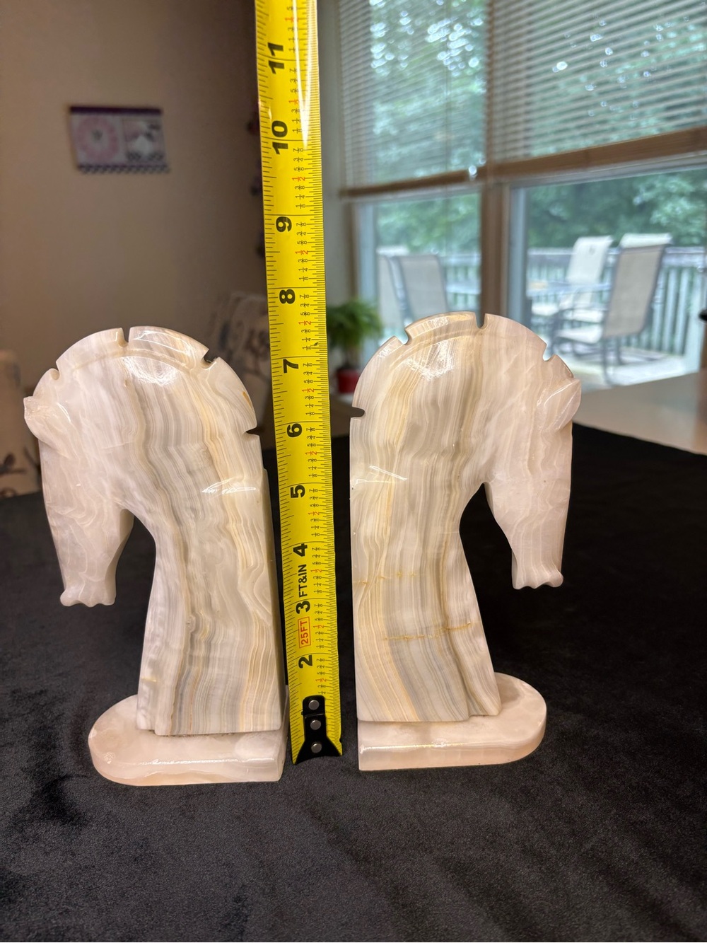 Vintage Mid- Century Pair If Hand-Carved Marble Horse Head Bookends - Picture 8 of 9